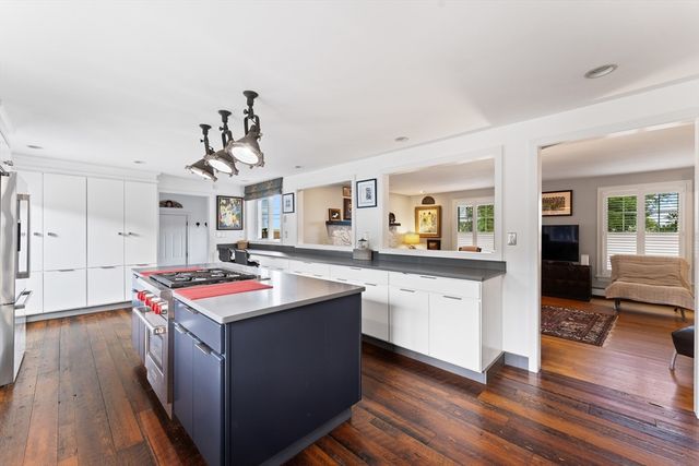 11 Stonegate, Warren, RI 02885