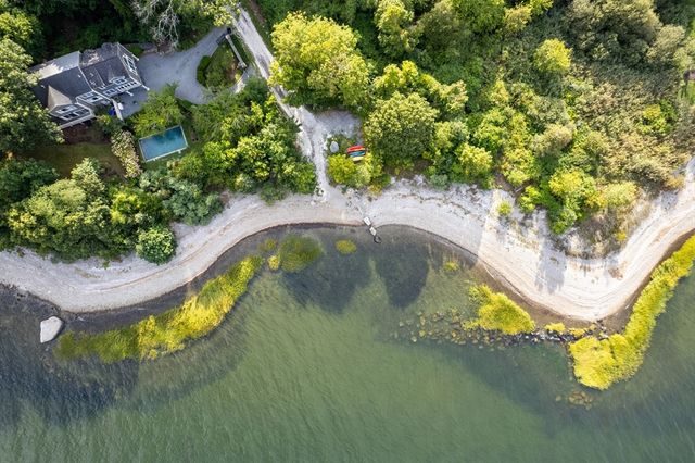 11 Stonegate, Warren, RI 02885