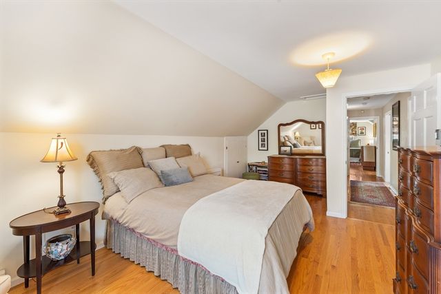 11 Stonegate, Warren, RI 02885