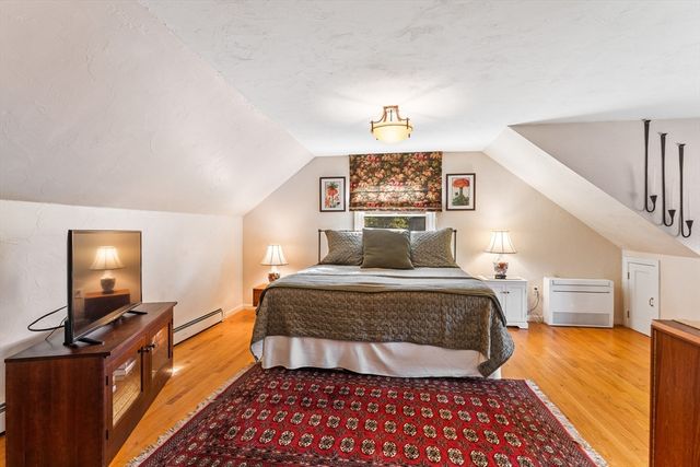 11 Stonegate, Warren, RI 02885