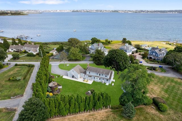 11 Stonegate, Warren, RI 02885