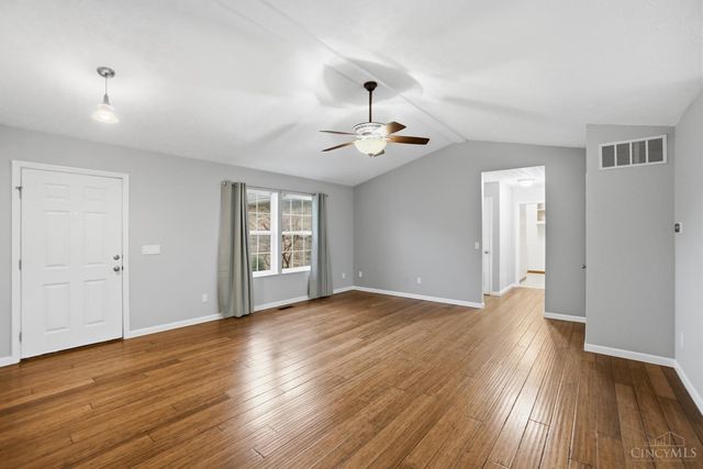 20 Berry Court, Germantown, OH 45327