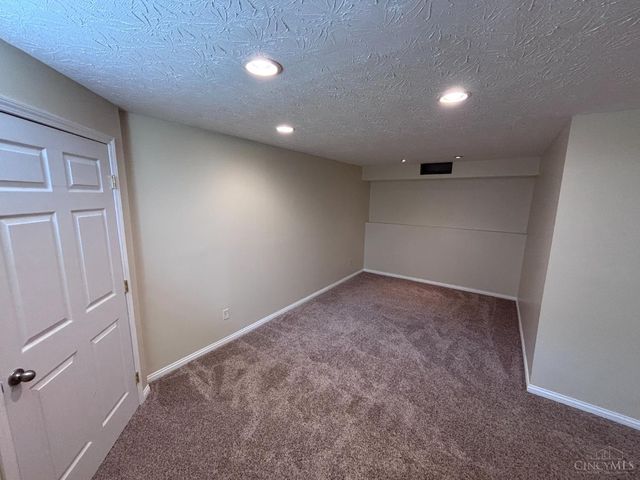 20 Berry Court, Germantown, OH 45327