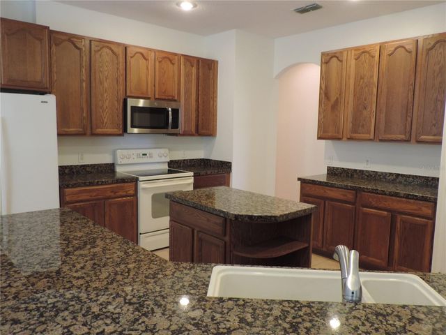 2604 LUTZA WAY, Kissimmee, FL 34746