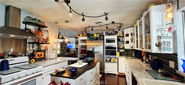 10475 Frontier, Cherry Valley, CA 92223