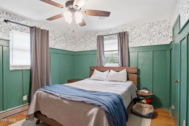 159 North Sunset Street, Greeneville, TN 37743