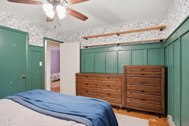 159 North Sunset Street, Greeneville, TN 37743
