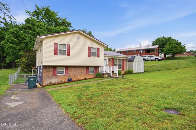 159 North Sunset Street, Greeneville, TN 37743