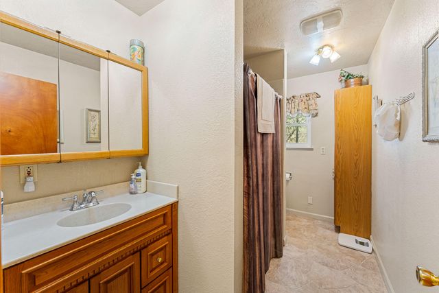 291 Chaparral Drive, Grants Pass, OR 97526