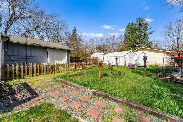 291 Chaparral Drive, Grants Pass, OR 97526