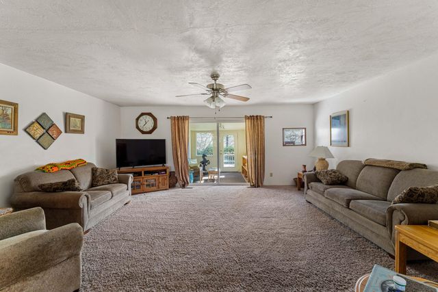 291 Chaparral Drive, Grants Pass, OR 97526