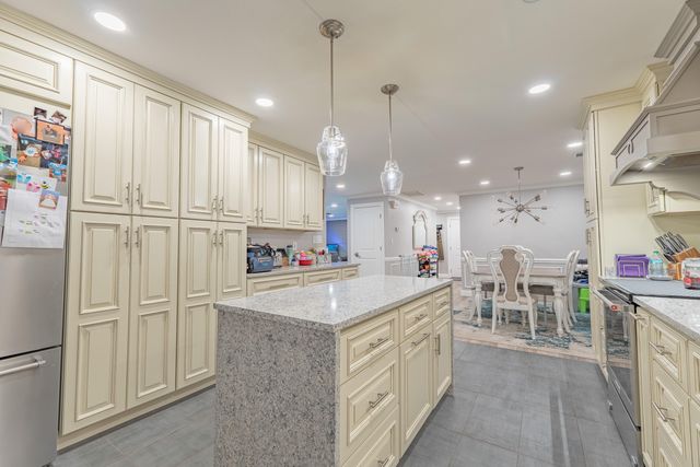 160 W Meadow Drive, Nancy, KY 42544