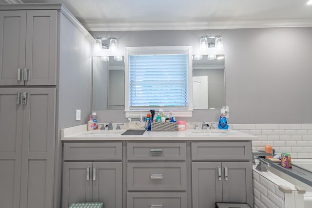 160 W Meadow Drive, Nancy, KY 42544