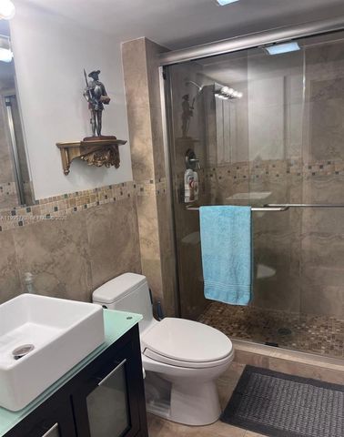 100 Bayview Drive 725, Sunny Isles Beach, FL 33160