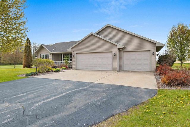 334 FALCON CIRCLE, Pulaski, WI 54162