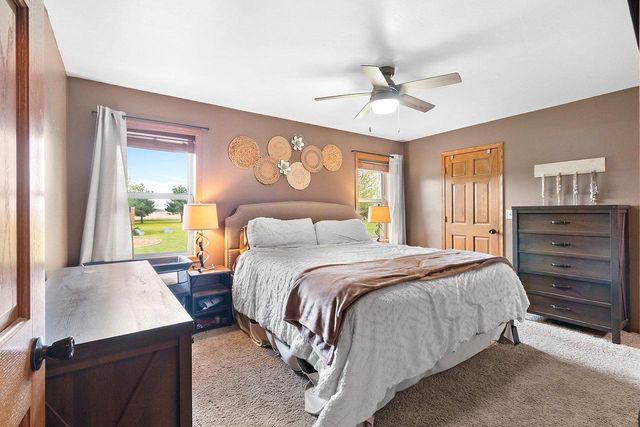 334 FALCON CIRCLE, Pulaski, WI 54162