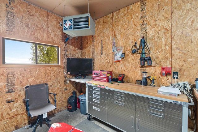 334 FALCON CIRCLE, Pulaski, WI 54162