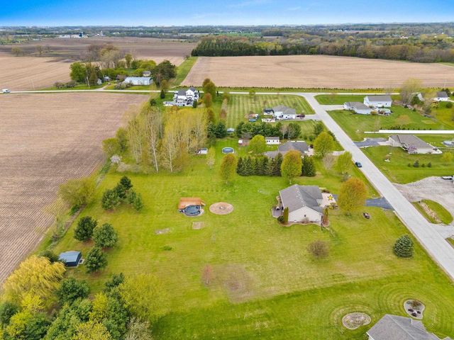 334 FALCON CIRCLE, Pulaski, WI 54162