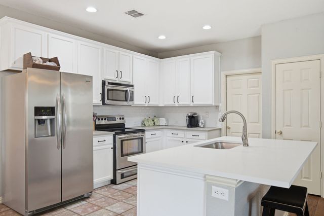 628 Cardinal Lane, Keller, TX 76248