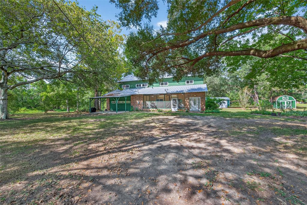 131 Private Road 6441, Dayton, TX 77535