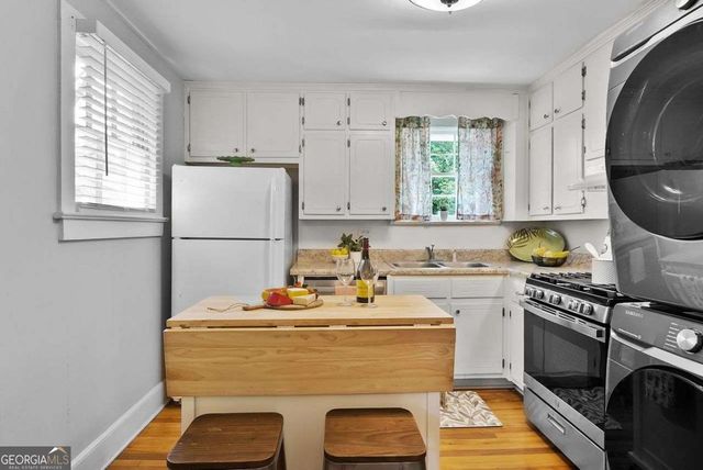 2218 East Street SE, Covington, GA 30014