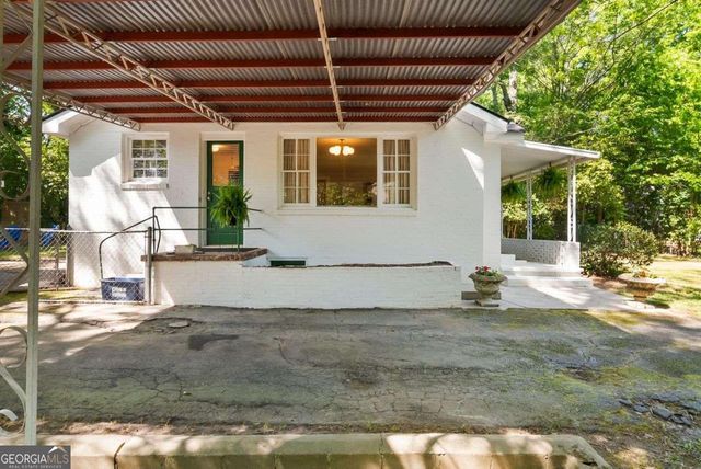 2218 East Street SE, Covington, GA 30014