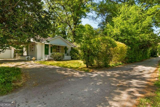 2218 East Street SE, Covington, GA 30014