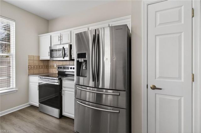 2136 Marina Shores DR, Virginia Beach, VA 23451