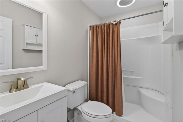 2136 Marina Shores DR, Virginia Beach, VA 23451