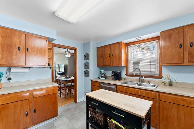1168 9TH STREET, Green Bay, WI 54304