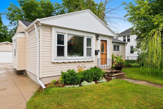 1168 9TH STREET, Green Bay, WI 54304