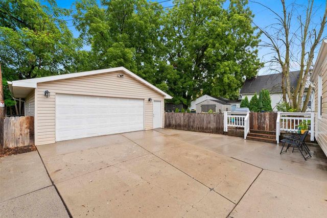 1168 9TH STREET, Green Bay, WI 54304