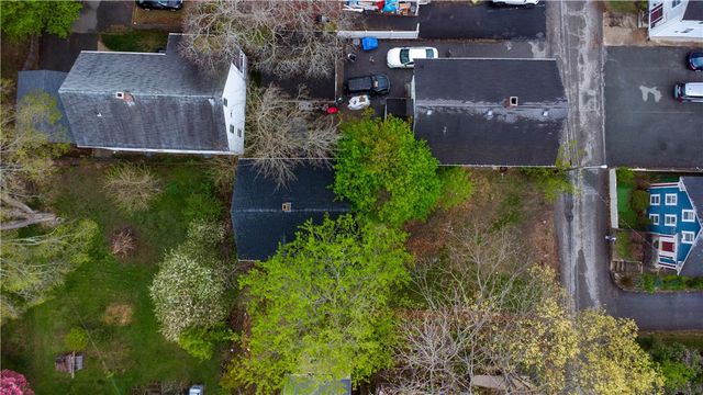 15 Lewis Street, Woonsocket, RI 02895