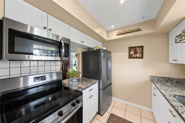 2208 GARDENIA WAY, Lehigh Acres, FL 33936