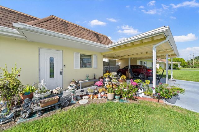 2208 GARDENIA WAY, Lehigh Acres, FL 33936
