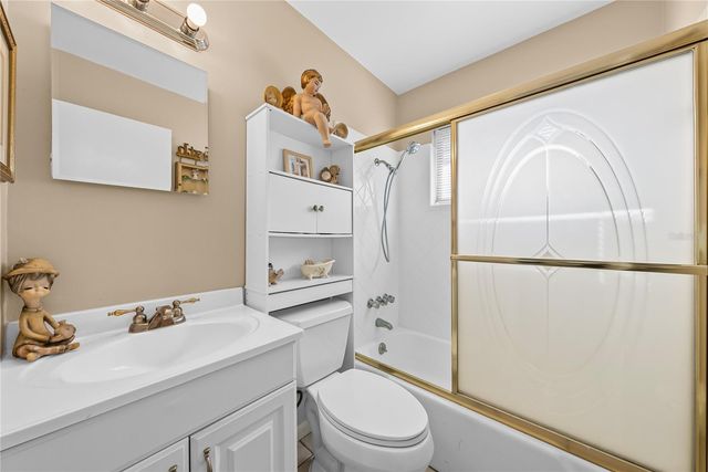 2208 GARDENIA WAY, Lehigh Acres, FL 33936