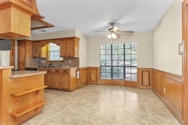 1706 Shawnee Street, Navasota, TX 77868