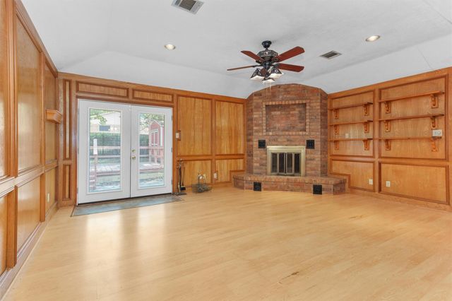 1706 Shawnee Street, Navasota, TX 77868