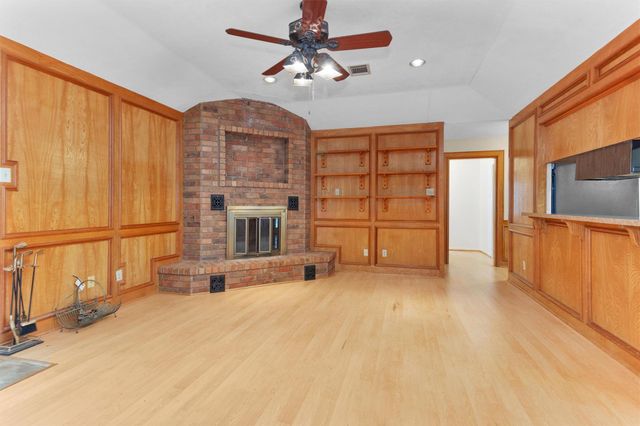 1706 Shawnee Street, Navasota, TX 77868