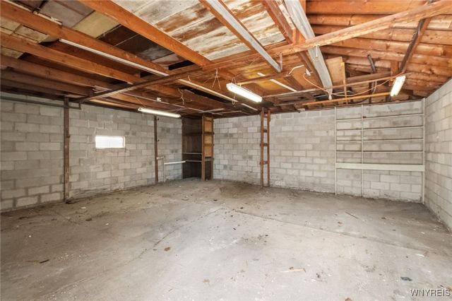 79 Raymond Avenue, Cheektowaga, NY 14227