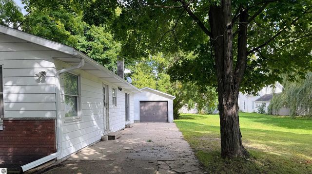 222 N Canal Street, Lake City, MI 49651