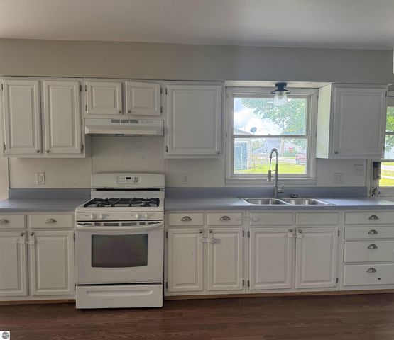 222 N Canal Street, Lake City, MI 49651