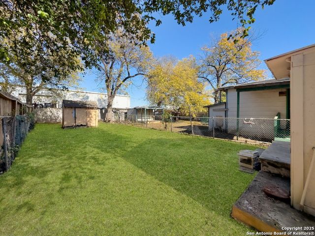 261 Pendleton Ave, San Antonio, TX 78204