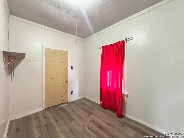 261 Pendleton Ave, San Antonio, TX 78204