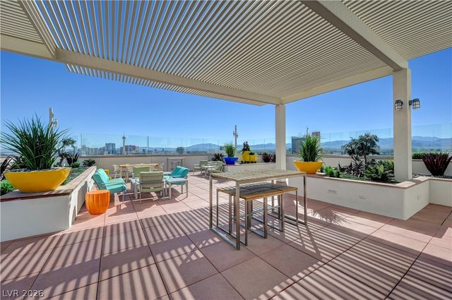 150 Las Vegas Boulevard 1507, Las Vegas, NV 89101