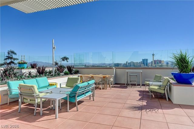 150 Las Vegas Boulevard 1507, Las Vegas, NV 89101