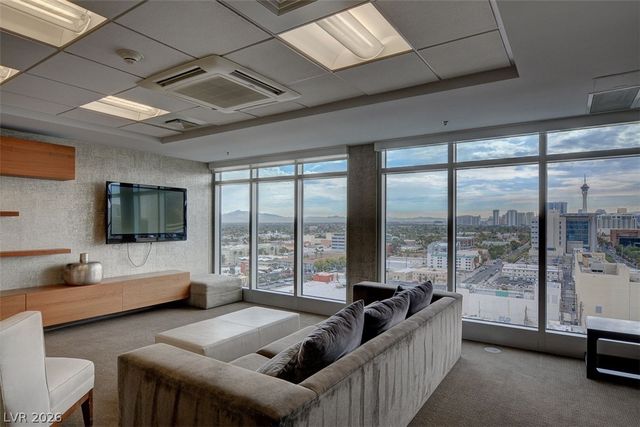 150 Las Vegas Boulevard 1507, Las Vegas, NV 89101