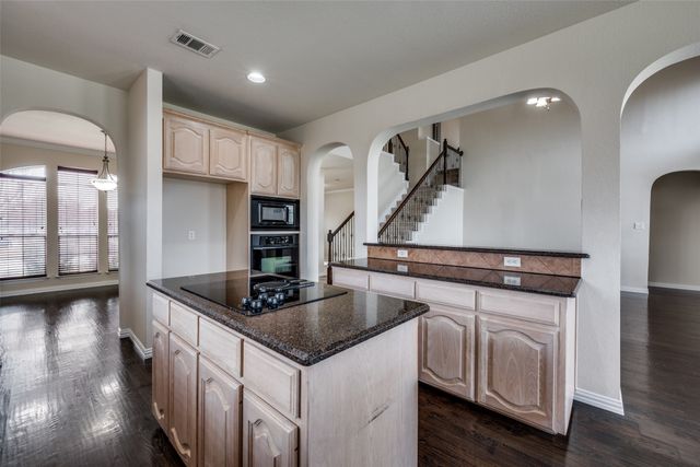 2737 Los Alamos Trail, Fort Worth, TX 76131