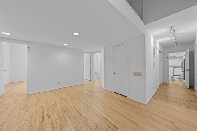 148 W 23rd Street 5FG, New York City, NY 10011