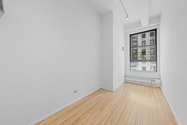 148 W 23rd Street 5FG, New York City, NY 10011